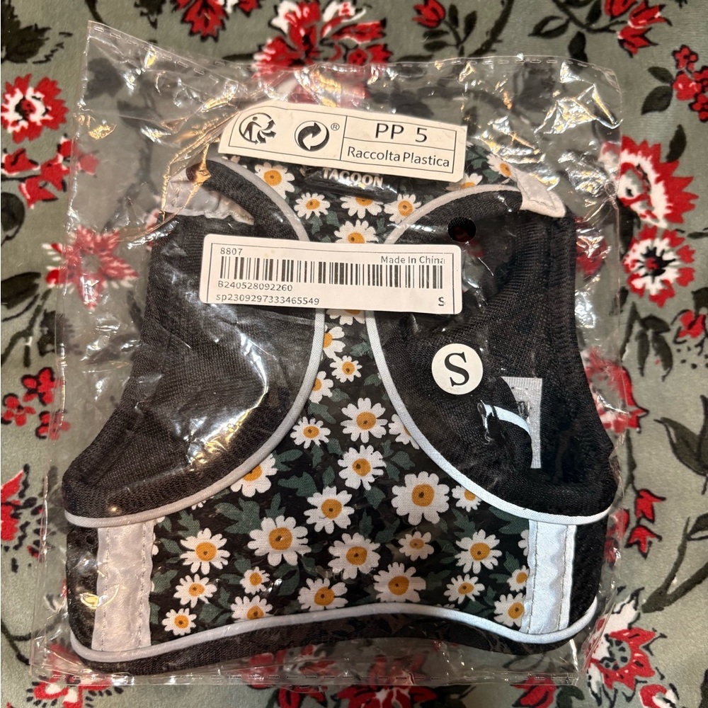SHEIN Black Floral Dog Harness